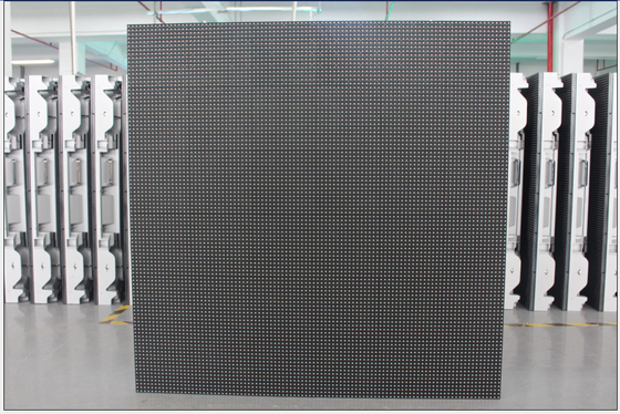 High Precision Outdoor Advertising LED Display 8mm Pixel Pitch Multi Functional