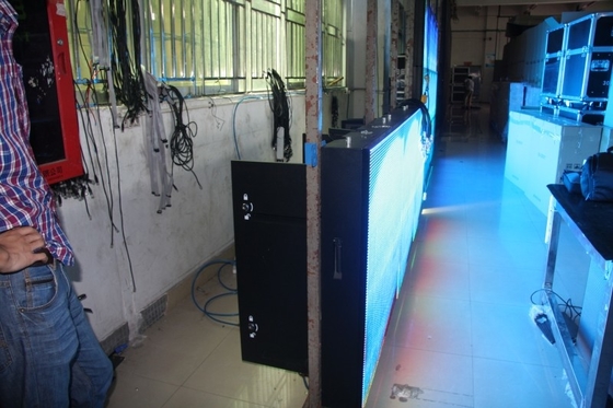 HD Billboard Advertising LED Display Screen P4 Fixed Installation Color Uniformity