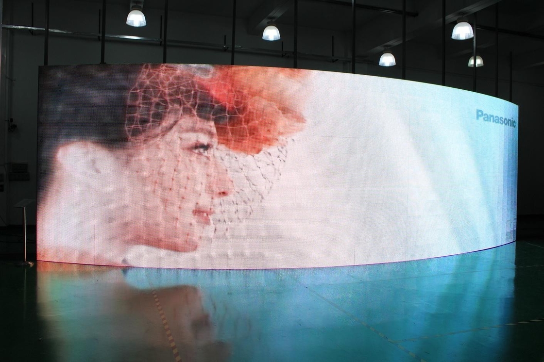 Curved Stage LED Display 1280x1024 Hang Up Installation IP43 Waterproof